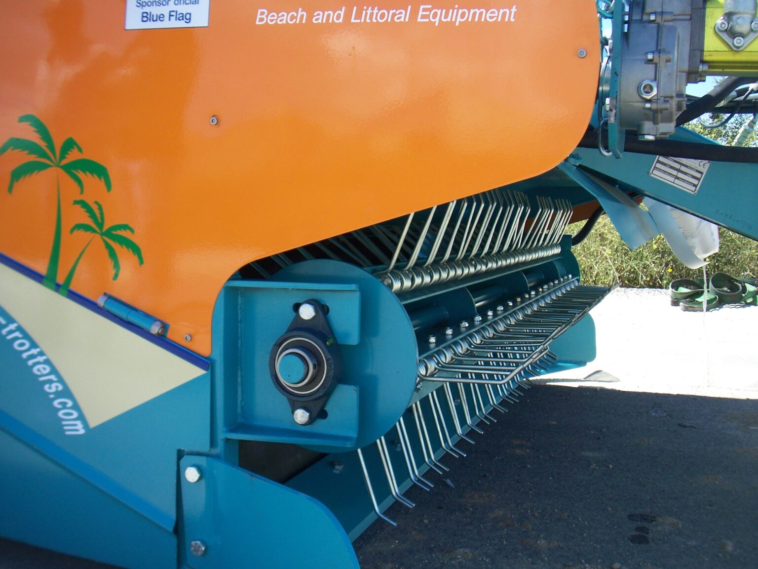 Top Sand Cleaning Machines for Sale | Beach Cleaning Equipment - Beach ...